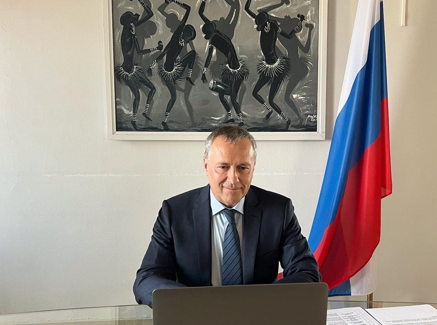 Sur la participation du Conseiller de l'Ambassade de la Russie en RDC à la réunion en ligne avec les délégués du Parlement des Jeunes à l'Assemblée législative de la région russe de Kaliningrad