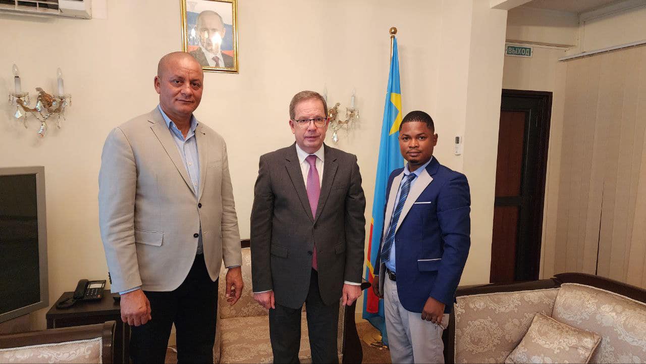 Sur la rencontre de l’Ambassadeur de la Russie avec le président national  du parti "Espoir des Innovations pour un Congo Meilleur"